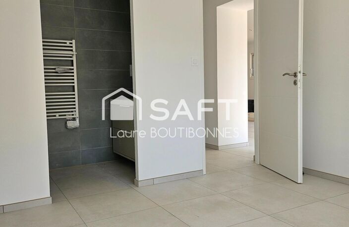 Maison de ville rénovée avec extérieur — photo 4