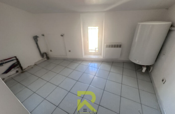Appartement dans immeuble — photo 2