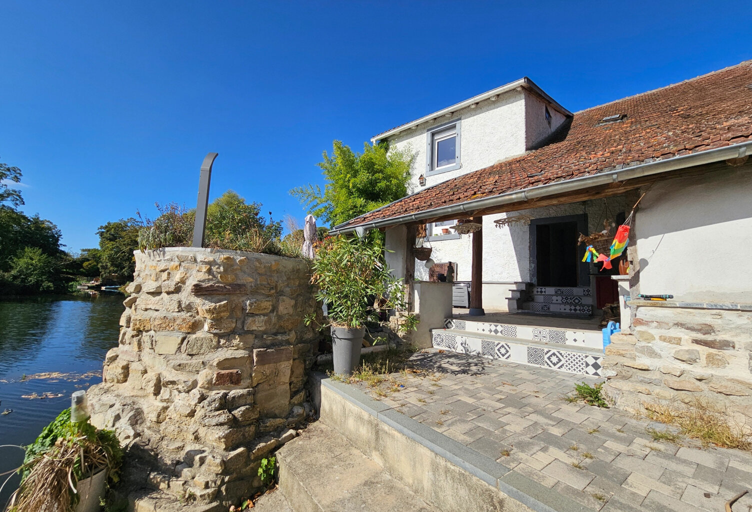 SARRALBE   MAISON DE VILLAGE AVEC TERRASSE ET ACCÈS DIRECT À — photo 1