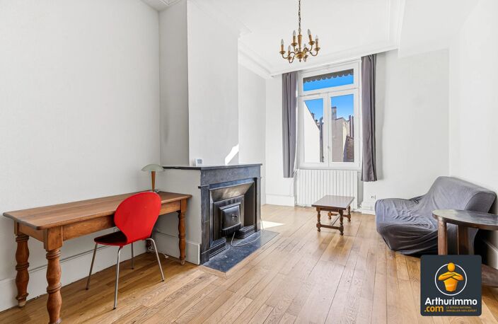 À LOUER – APPARTEMENT MEUBLÉ T3 DE CARACTÈRE – GRANDS VOLUMES – SECTEUR GAMBETTA — photo 3