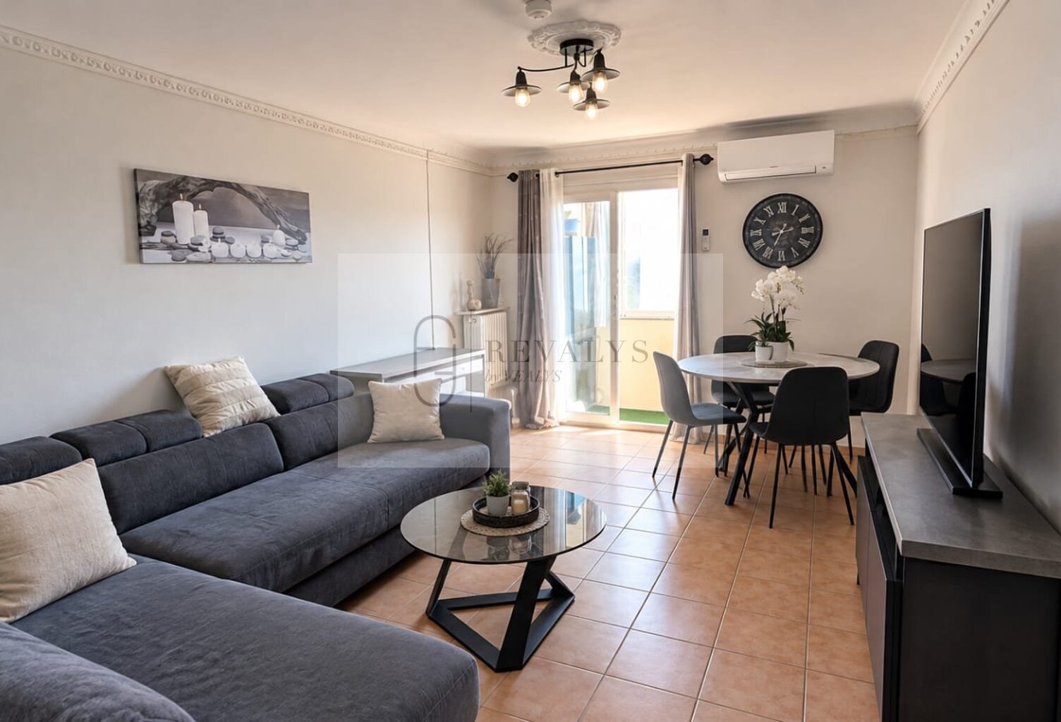 Appartement — photo 1