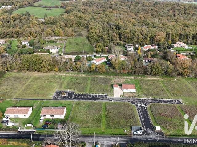 Vente Terrain 893 m&sup2; — photo du bien