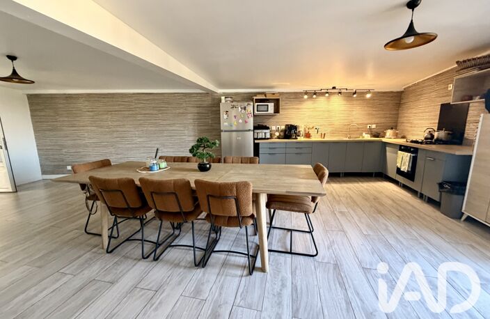 Vente Maison/villa 7 pièces — photo 2