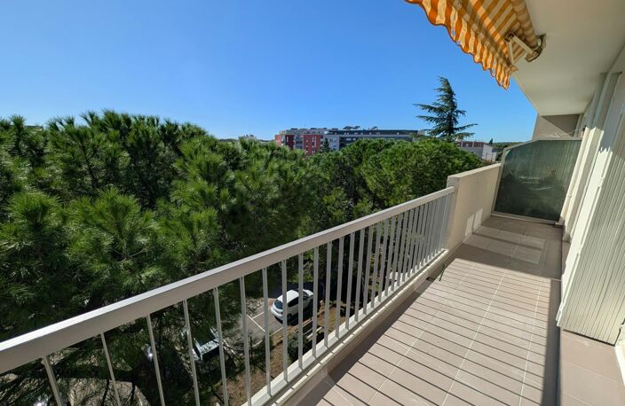 T2 avec balcon, garage et cave — photo 2