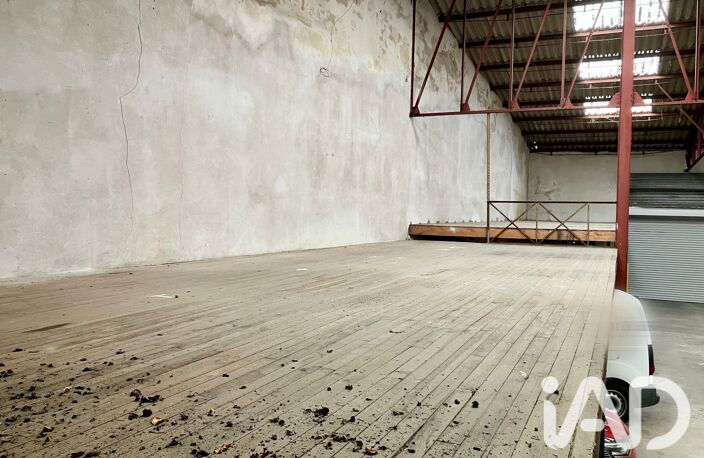 Vente Garage 250 m&sup2; — photo 3