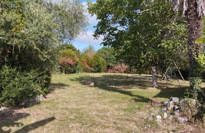 Maison 6 pièces de 203m2 sur 1200m2 de terrain piscinable. — photo 3