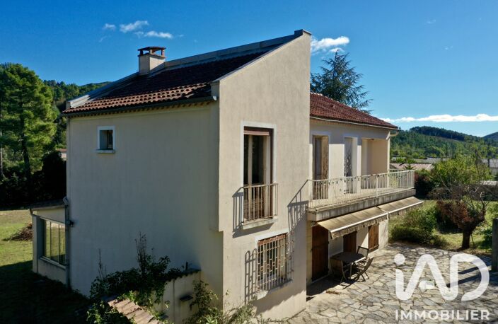 Vente Maison/villa 6 pièces — photo 2