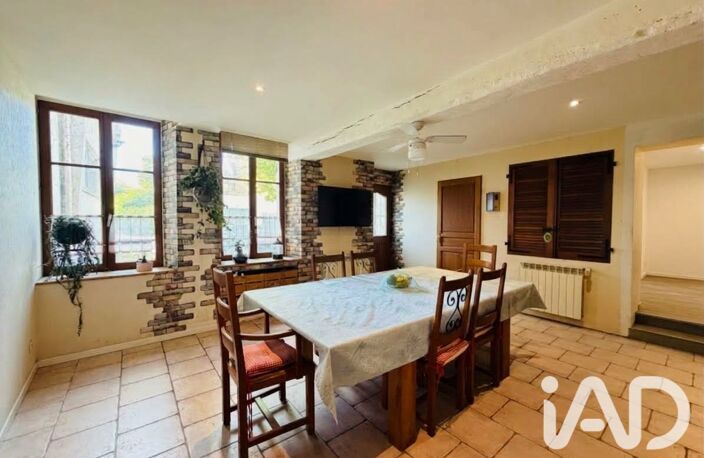 Vente Maison/villa 8 pièces — photo 3