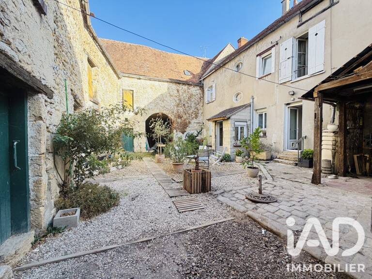 Vente Maison/villa 8 pièces — photo 1