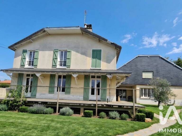 Vente Maison de campagne 9 pièces — photo 1