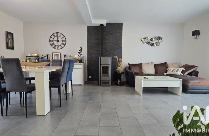 Vente Maison/villa 6 pièces — photo 2