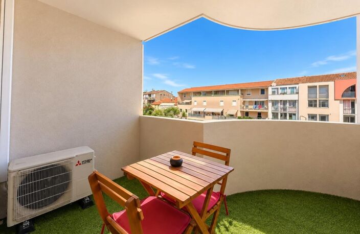 Appartement T2 terrasse QUARTIER THEATRE — photo 3