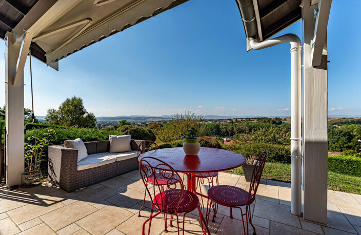 Maison 3 chambres + bureau, piscine et vue panoramique au ca — photo 2