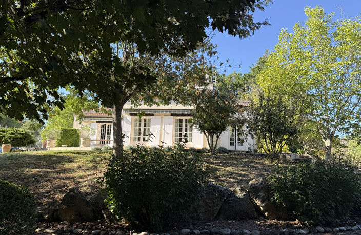 À Grézillac, maison de 145 m2 élevée sur sous-sol, implantée — photo 2