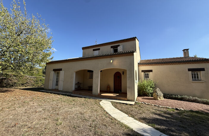 À Grézillac, maison de 145 m2 élevée sur sous-sol, implantée — photo 3