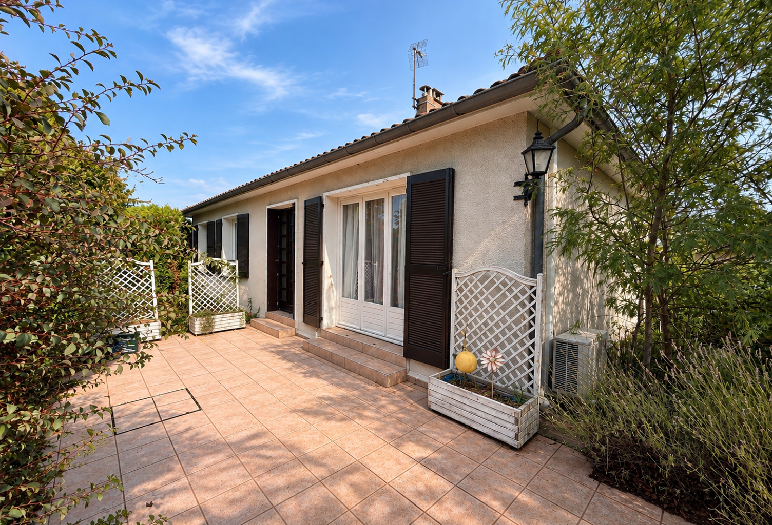 Belle maison avec 3 chambres sur terrain de 950 m2 au calme — photo 1
