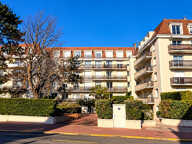 DEAUVILLE - PLACE MORNY / MER - DUPLEX 4 PIÈCES - 83,55 M2 - — photo 3