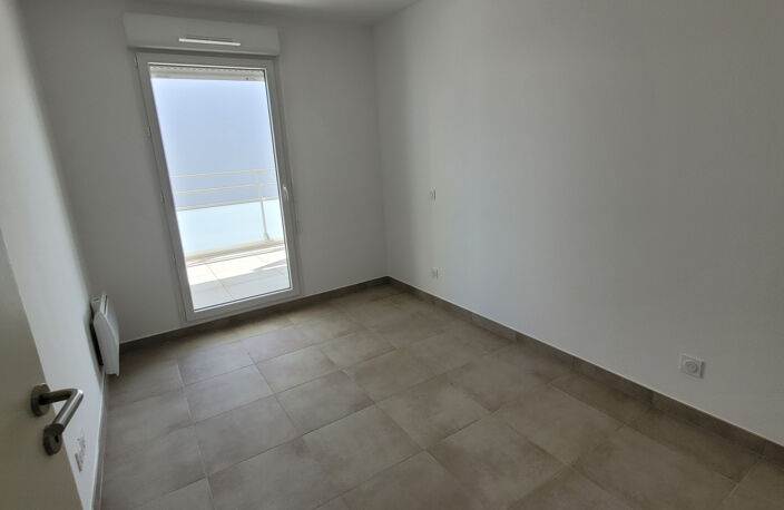 T3 Istres résidence neuve terrasse — photo 5