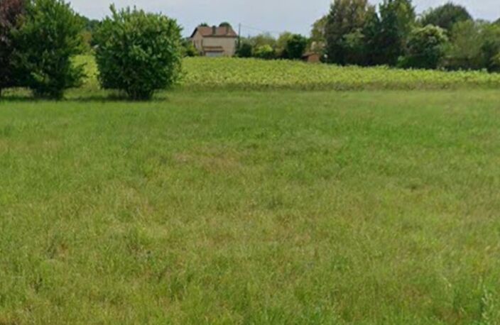 Maison à construire à Prignac-et-Marcamps (33710) — photo 2