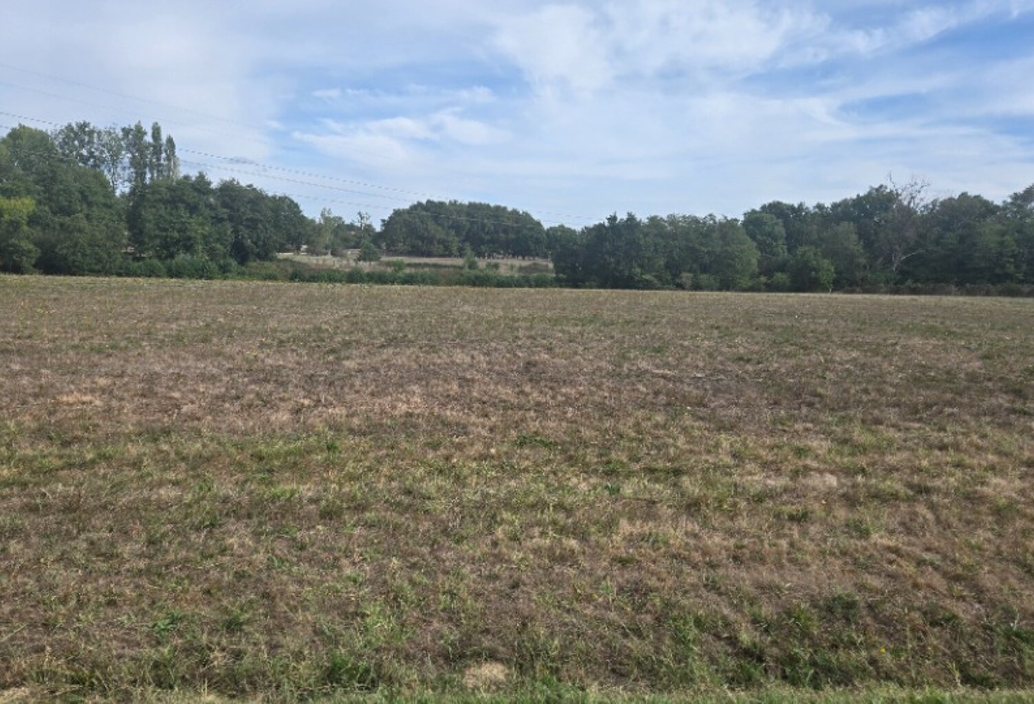Terrain à bâtir à Reignac (33860) — photo 1