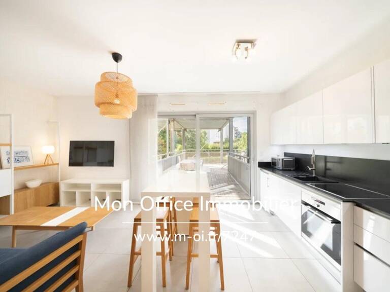 Référence : 7247-EHA. - Studio 41 m2 avec ascenseur, terrasse de 25 m2. Aix-en-Provence — photo 1