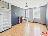De l’espace pour vivre, une cour pour souffler et un grand garage pour vos projets — photo 2