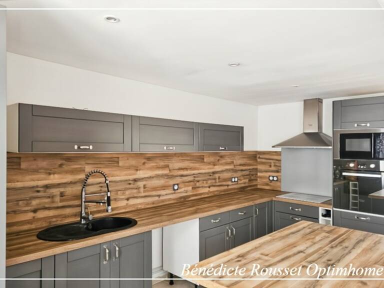 CHARME, CONFORT ET PRESTATIONS COMPLETES A CRESSONSACQ — photo 1