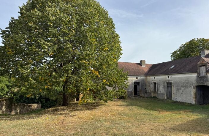 Corps de ferme du XVIIIe siècle, cour intérieure et nombreuses dépendances — photo 2