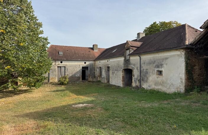 Corps de ferme du XVIIIe siècle, cour intérieure et nombreuses dépendances — photo 5