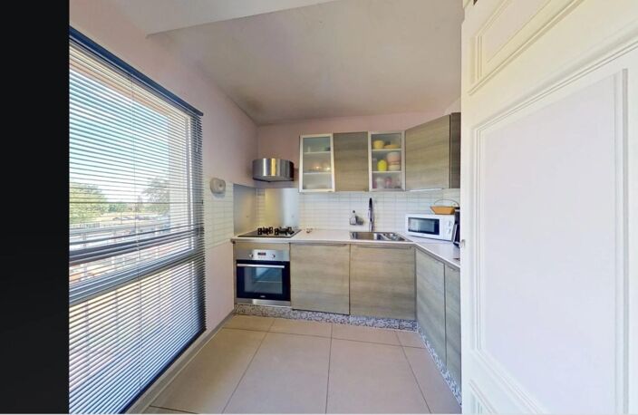 DIJON-SUD : LONGVIC, Appartement à vendre 4 pièces  82 M², 3 CHAMBRES,CAVE ET PARKING SÉCURISÉE ET CADRE DE VIE SEREIN — photo 2