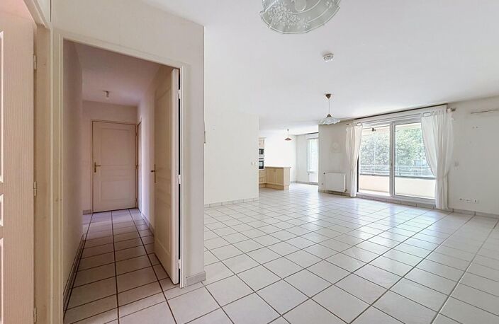 APPARTEMENT – VILLEFRANCHE-SUR-SAÔNE – 94 M² – 3 CHAMBRES – GARAGE & CAVE — photo 4