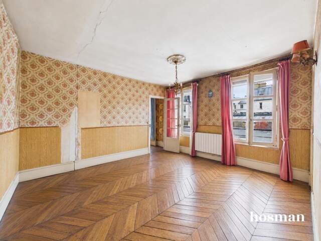 Au coeur du 7ème - A rénover - 4 pièces de 63 m² - Cave et box - Rue Saint-Dominique — photo du bien