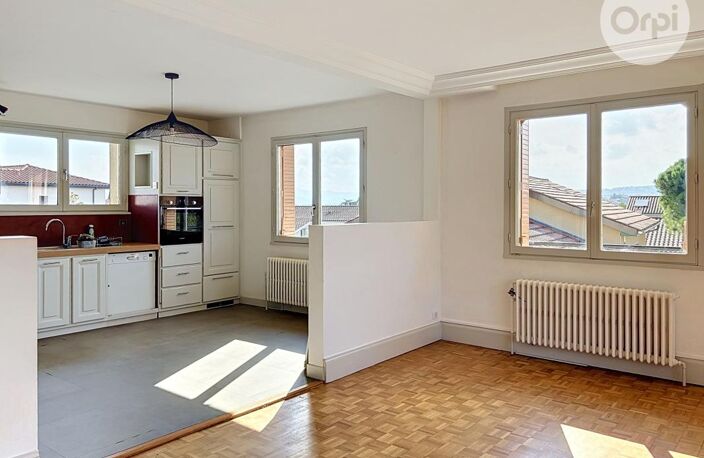 Maison centre de Mornant - 3 chambres, jardin et garage — photo 4