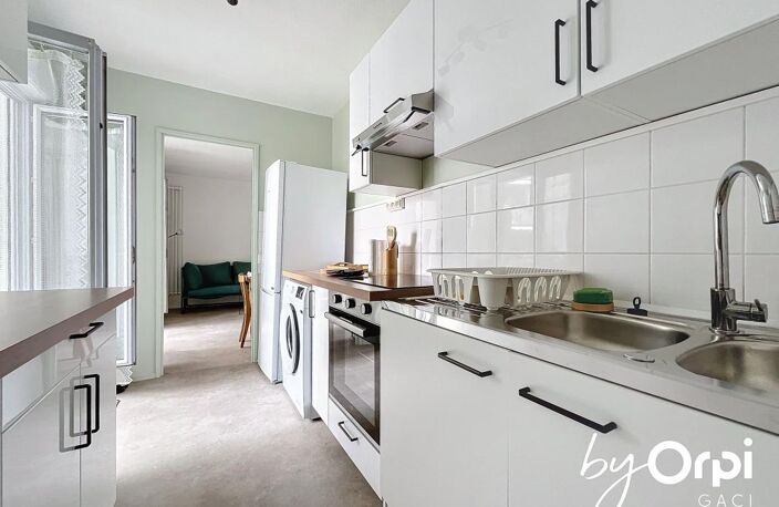 A LOUER APPARTEMENT T4 MEUBLE COLOCATION POSSIBLE — photo 3