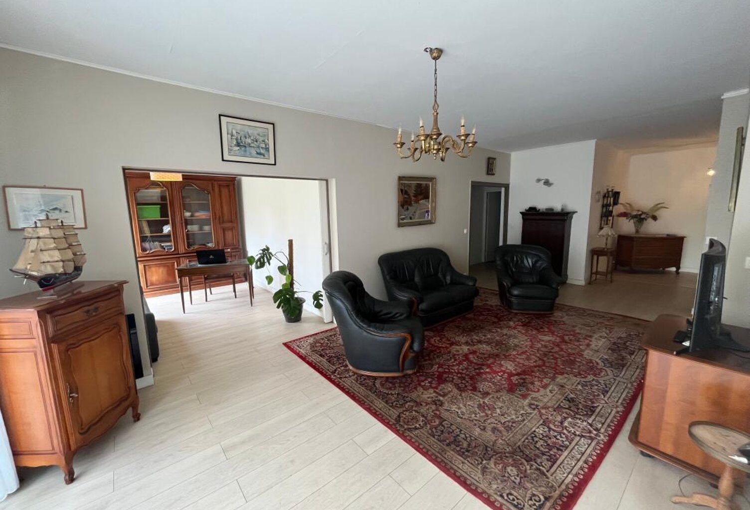 Appartement À Vendre — photo 1