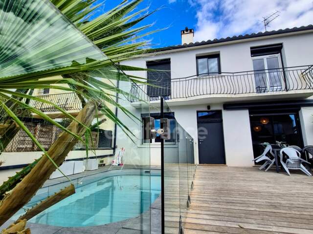 À VENDRE – VILLA 5 CHAMBRES AVEC PISCINE À BAHO (66) — photo du bien