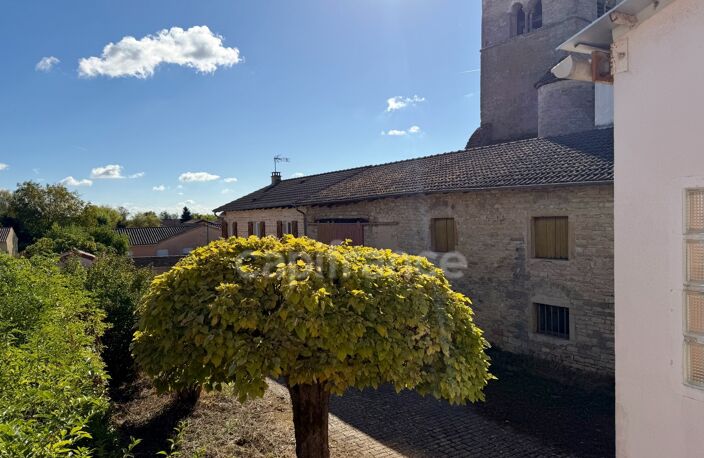 Maison ancienne en pierre de 117 m² avec vastes combles et grange en pierre — photo 2