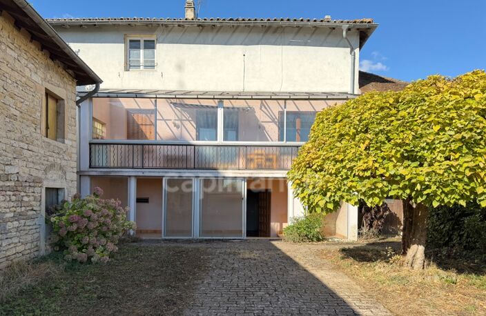 Maison ancienne en pierre de 117 m² avec vastes combles et grange en pierre — photo 3