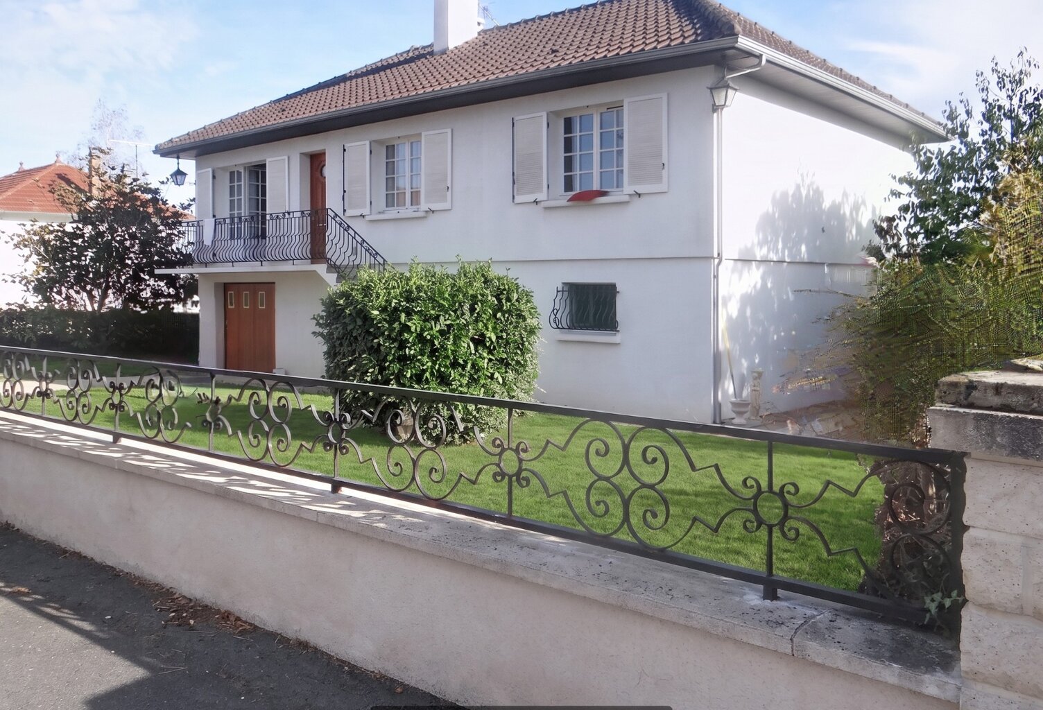Maison à vendre 6 pièces DOYET (03) sur terrain de 1183 m2 — photo 1
