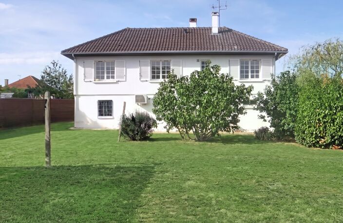 Maison à vendre 6 pièces DOYET (03) sur terrain de 1183 m2 — photo 2