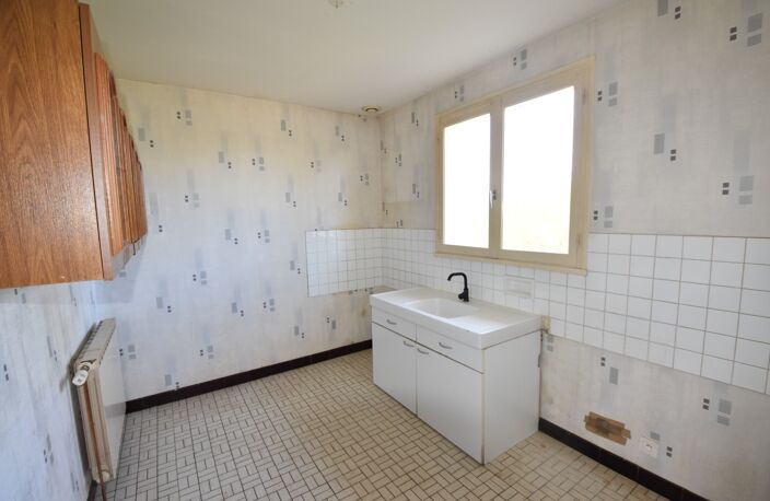 Maison à vendre 4 pièces GARNAT SUR ENGIEVRE (03) — photo 5