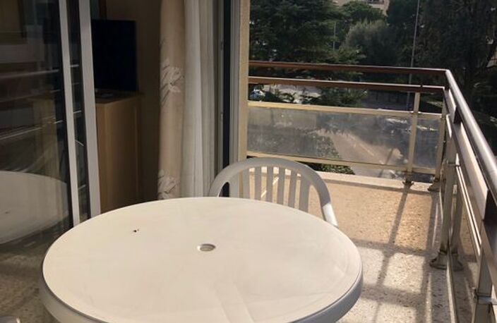 Studio de 25m2 à louer sur Saint-Laurent-du-Var — photo 4