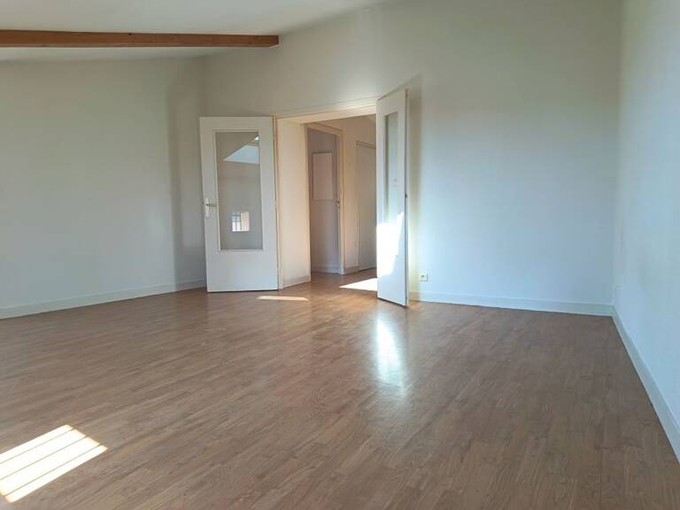 Appartement de 64m2 à louer sur Les Martres-de-Veyre — photo 1
