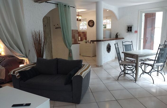 Studio de 45m2 à louer sur Clans — photo 3