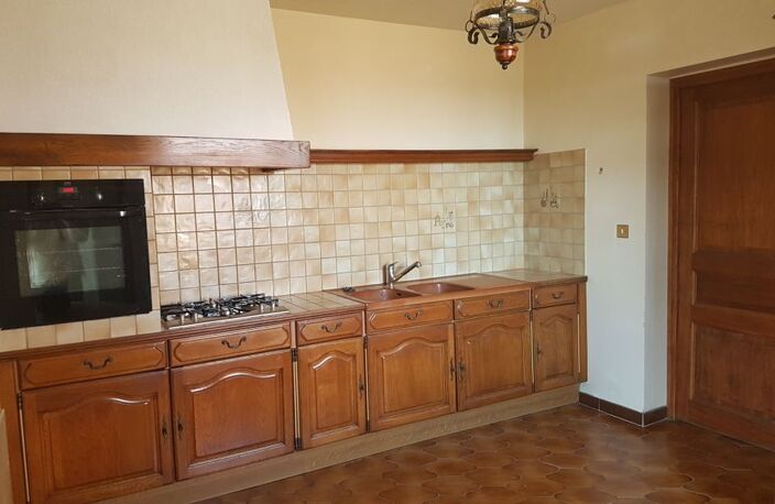 Maison de 135m2 à louer sur Sauveterre — photo 2