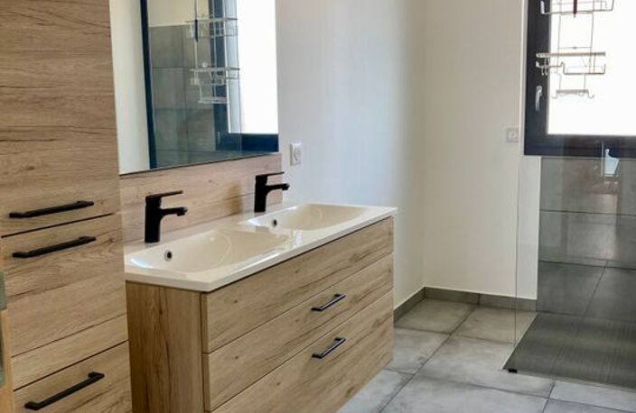 Maison de 86m2 à louer sur Chassieu — photo 2
