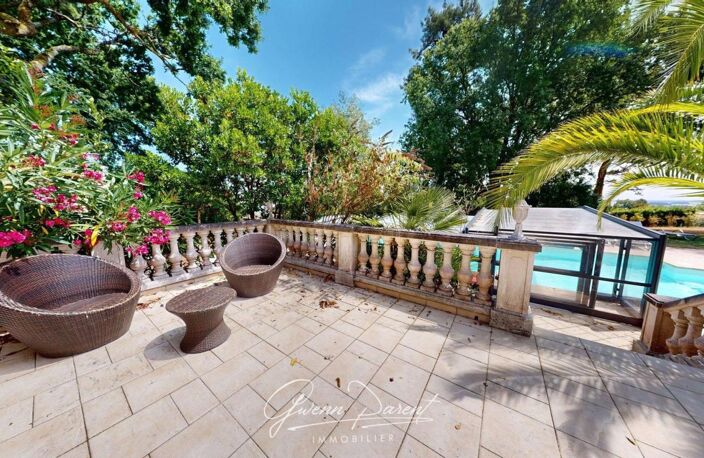 Arradon - Un pied-à-terre de caractère - piscine et parc de 3500m² — photo 3