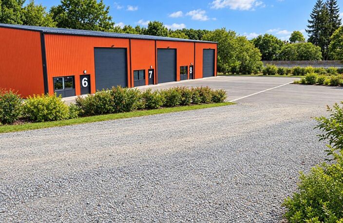 OPPORTUNITÉ INVESTISSEUR - 2 BÂTIMENTS D'ACTIVITÉ RÉCENTS - 8 CELLULES  (7 louées)  -1 054 M² - TERRAIN DE 10 802 M² — photo 4