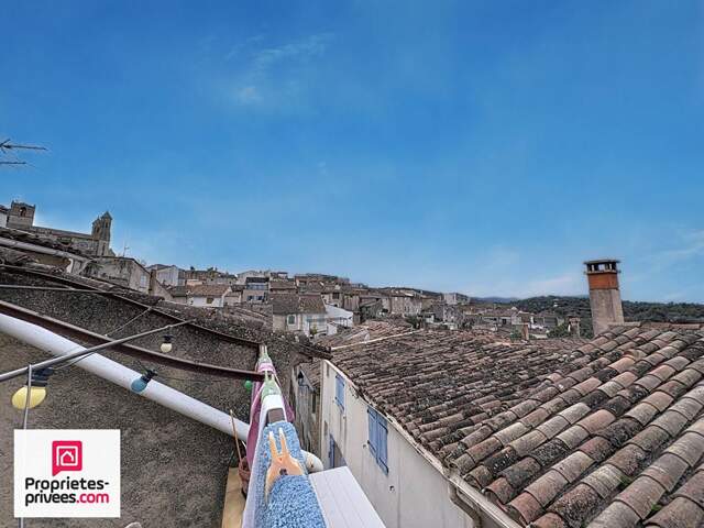 RIANS Maison de village avec terrasse et garage — photo du bien