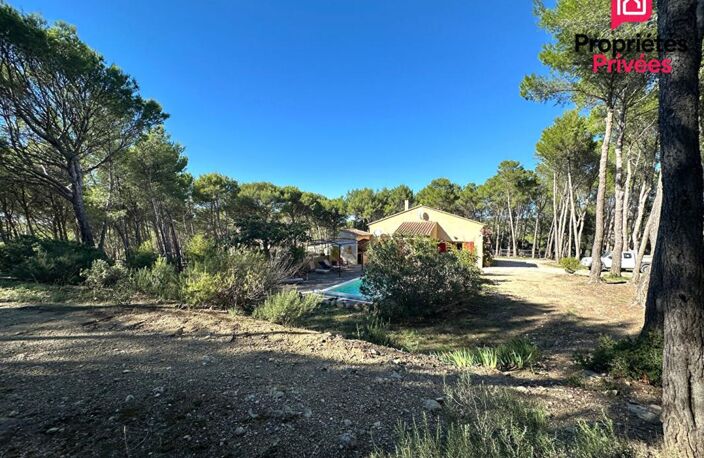 Lançon-de-Provence - Maison de 150 m² sur 6 500 m² de terrain avec piscine au coeur de la colline — photo 3
